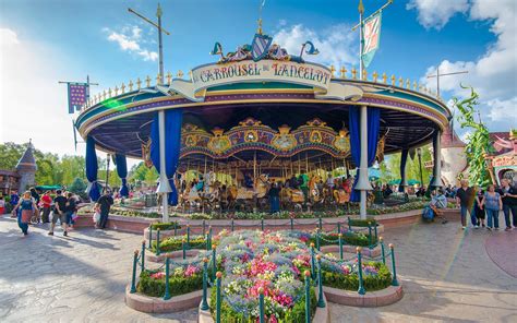 Lancelots Carousel Disneyland Paris Tips Advice And Planning Hotel