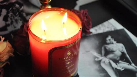 6 Most Romantic Candle Scents For Valentine’s Day 2022