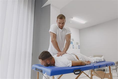 Massage Therapy Selecting The Right Treatment For Runners Runners Tribe