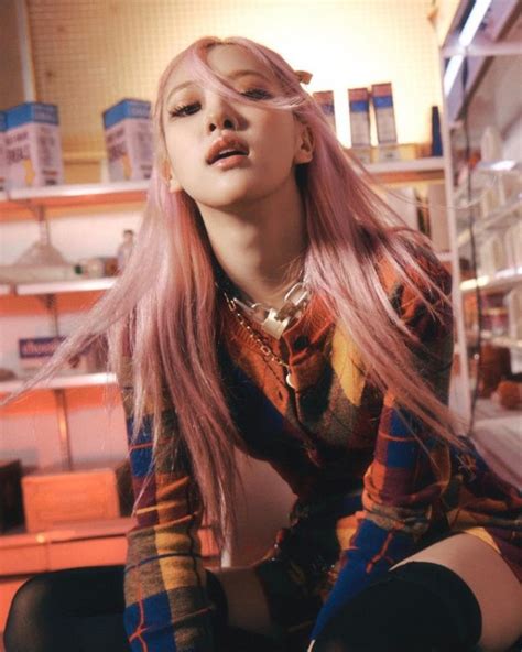 Breaking Blackpink Rosé Gearing Up For Solo Debut Kpophit Kpop Hit