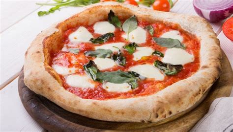 Pizza Margherita Napoletana Fatta In Casa Buonissimo Ricette