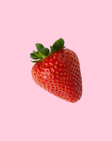 Pin By Madeline Obregon On Like Strawberry Strawberry Aesthetic