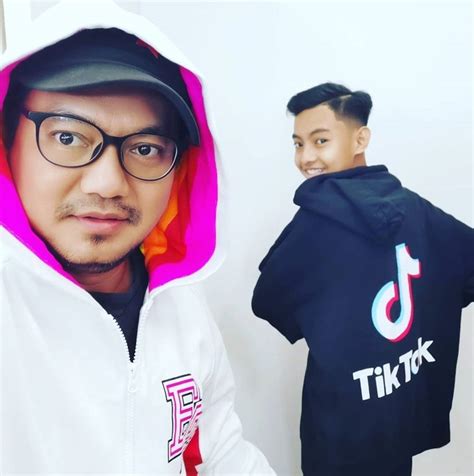 Akui terkejut dengan sambutan luar biasa yang diterima, bagaimanapun syahmi meluahkan rasa. Biodata Instafamous Coki (Danish Daniel), Bintang TikTok ...