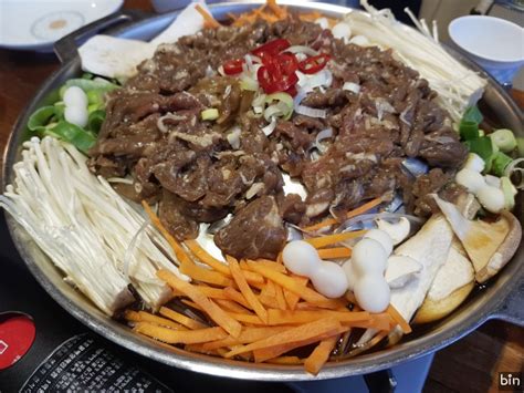 Today fashion and music have gone a level below as many people are looking for the newest trend. Halal Korean Restaurant in Seoul #Others - MUFKO