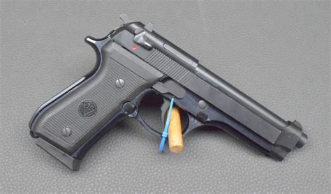 Pistole Vektor Z88 Kaliber 9mm Para Brüniert Sehr Gut Egun