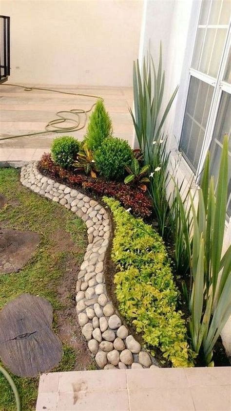10 Front Yard Rock Landscaping