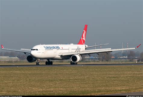 Tc Joi Turkish Airlines Airbus A Photo By Tommaso Dal Maso Id