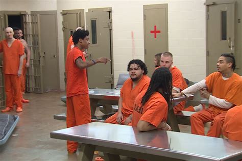 State Leaders Tell Local Officials To Decide On Releasing County Jail Inmates