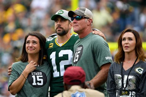 Look Brett Favre Makes His Thoughts On Aaron Rodgers Trade Very Clear