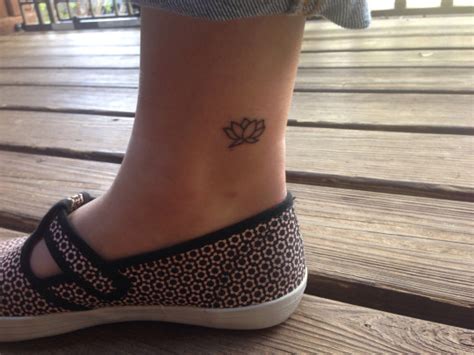 Discover thousands of free ankle tattoos & designs. 50 Cute And Small Ankle Tattoos Design And Ideas For Men ...
