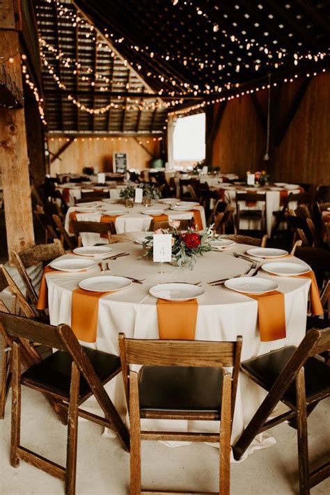 Prepare to *Fall* in Love With These Wonderful Autumn Wedding Ideas