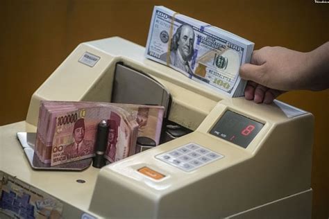 Pengubah mata uang konverter menunjukkan konversi dari 1 ringgit malaysia ke rupiah pada selasa, 4 mei 2021. Sebelum Tukar Rupiah Ke Ringgit, Perhatikan 7 Hal Penting Ini