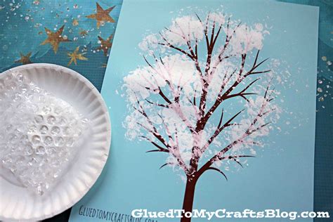 Bubble Wrap Snowy Tree Craft