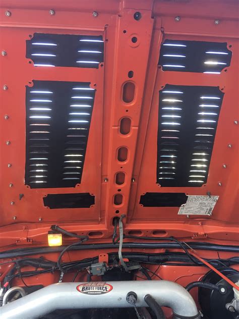 Hyline Offroad Louvered Hood Panel For 03 06 Jeep Wrangler Tj