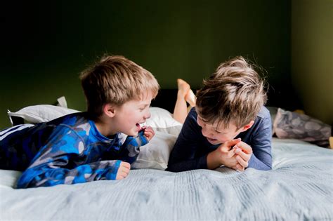 proven ways siblings help make you who you are reader s digest