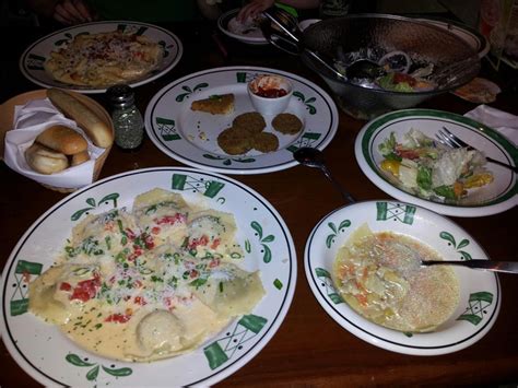 Check spelling or type a new query. mmmmm OLIVE GARDEN! | Food, Yummy food, Restaurant dishes