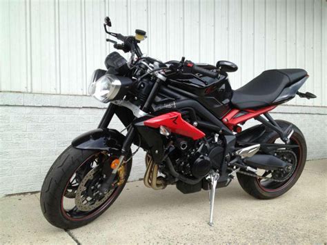 The new frame decreases the r's rake to augment the new model's improved versatility triumph invited us to almeria, spain, to sample the 2013 street triple r on a variety of southern. Buy 2013 Triumph Street Triple R ABS - Phantom Black on ...
