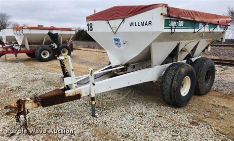 Sold Willmar Super 600 Chemical Applicators Fertilizer Applicators