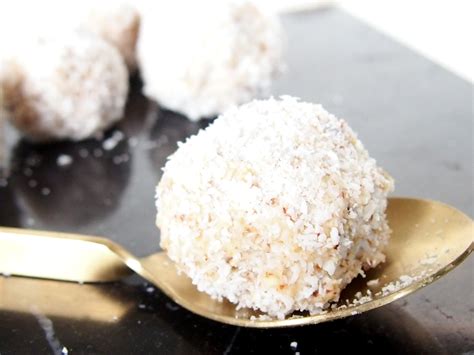 Marzipan Kugeln Rezept Applethree Food Travel