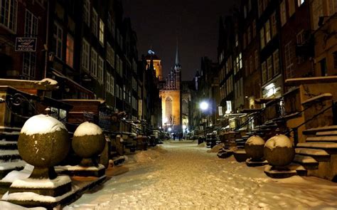 Free gdansk wallpapers and gdansk backgrounds for your computer desktop. Gdansk, Poland, night wallpaper | architecture | Wallpaper ...