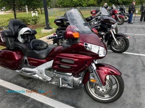 Do one easy lap to warm up your tires. How To Break In New Motorcycle Tires; Tips And Myths ...