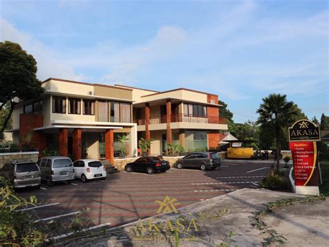 Daerah sosrowijayan gang pertama dari stasiun tugu, bersebelahan dengan jl. Menikmati Sisi Sejuk Jogja dengan Memilih Hotel di Kaliurang