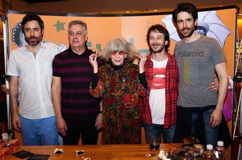 Conheça toda a informação de joão afonso vaz de carvalho & filhos, unipessoal, lda: Famosos prestigiam lançamento de autobiografia de Rita Lee ...