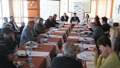 U Organizaciji Osce A Prizren Debata O Upotrebi Bosanskog Kao