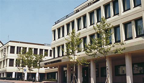 Lgt private banking and asset management, vaduz. File:Bank in Liechtenstein, Vaduz.jpg - Wikimedia Commons