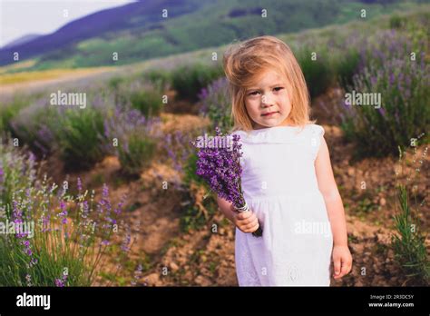 Pacifying Hi Res Stock Photography And Images Alamy