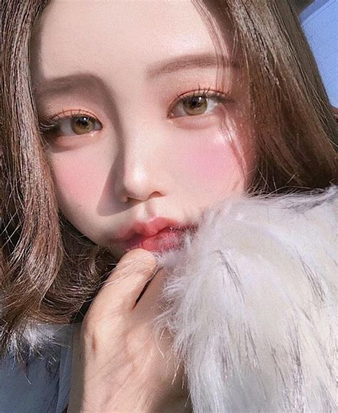 pin de 𝑨𝒔𝒉 en ┊☆ ˗ˏˋᴜʟᴢᴢᴀɴɢ ɢɪʀʟsˎˊ˗ chica ulzzang coreanas belleza asiática