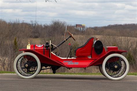 1915 Ford Model T Speedster Volo Museum