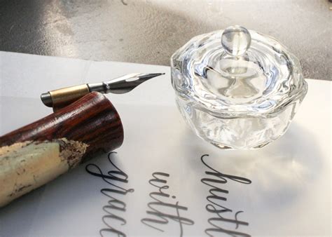 Glass Inkwell With Lid Calligraphy Inkwell Dip Pen Ink Well