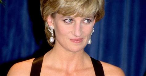 Diana Was Caught Sunbathing Naked On Kensington Palace Rooftop By Two