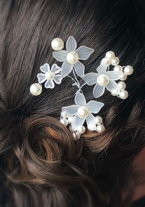 Bridal Wedding Hairpin Rhinestone Floral Wedding Hair Pin Etsy Pearl Hair Pins Floral