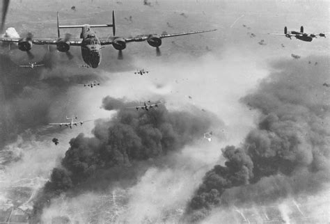 Fileb 24ds Fly Over Polesti During World War Ii Wikipedia