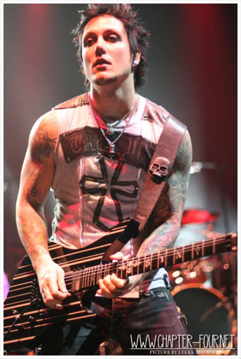 Synyster Gates Avenged Sevenfold