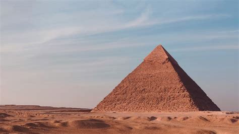 explorers found a secret chamber hiding in the great pyramid of giza