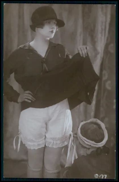D045 FRENCH NUDE Woman Wyndham Risque Lingerie Original Old 1920s Photo