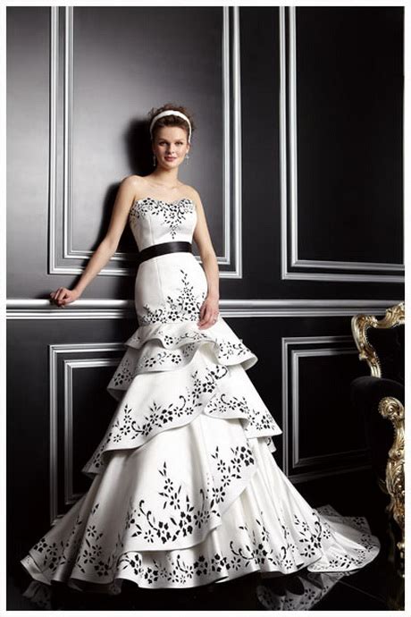Maybe you would like to learn more about one of these? Hochzeitskleid weiß schwarz