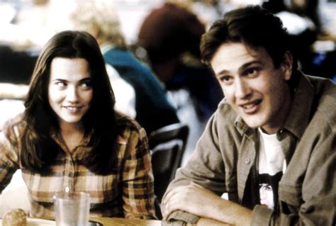 Jason Segel And Linda Cardellini Real Couples Who Played Couples On Tv Popsugar