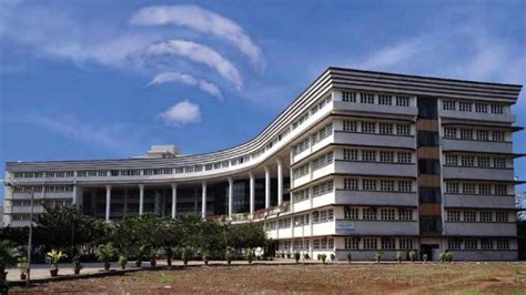 Top 10 Best Engineering Colleges In Mumbai With Latest Ranking