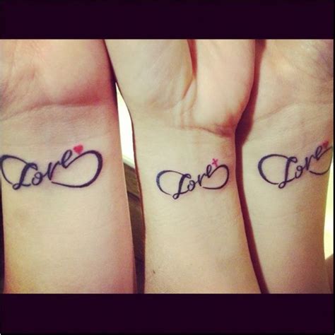 Your hearts will be connected, no matter where you go. matching+mother+and+daughter+tattoos | mom & daughters ...