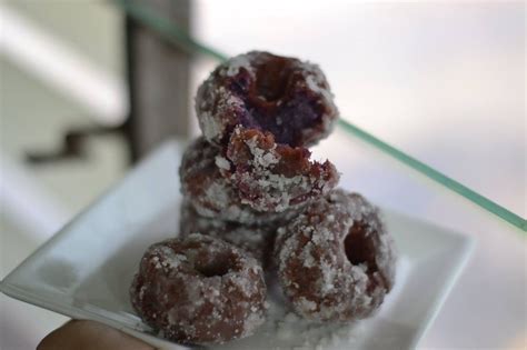 Transfer sweet potato donuts to serving plate serve hot with tea. KUIH KERIA TERASA LEBIH UBI KELEDEK DARI TEPUNG | Food ...