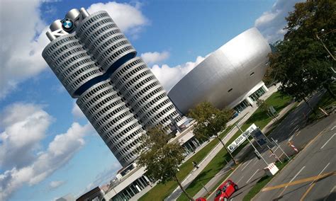 Bmw museum is one of the must visit places if you are in munich. TRAVELOGUE: BMW Museum, Munich