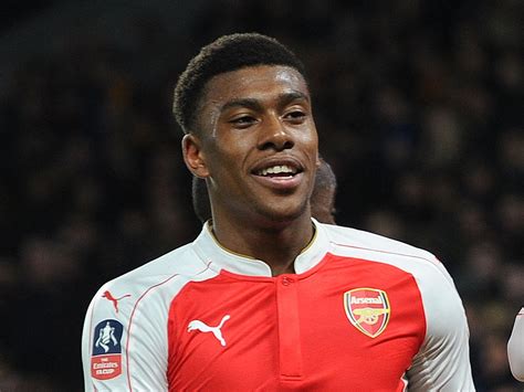alex iwobi profile who is the arsenal teenager that scored on his first premier league start