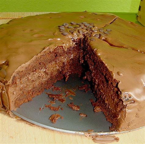 Da man nun keinen kuchen hat, geht der ehemann schnell zu einem nahe gelegenen. Schoko - Kuchen mit Nutella - Sahne - Füllung (Rezept mit ...