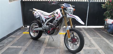 Modifikasi minimalis honda crf tracker tampil keren. Honda CRF 250L, Nggak Lagi Jadi Tukang Garuk Tanah | Gilamotor