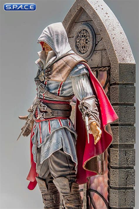 Scale Ezio Auditore Deluxe Art Scale Statue Assassin S Creed