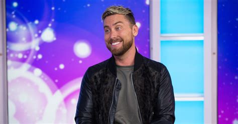 Who will host bachelor in paradise? 'Bachelor in Paradise' brings in hosts Lance Bass, Lil Jon ...